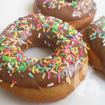 çikolatalı-donat1 çikolatalı-donat1